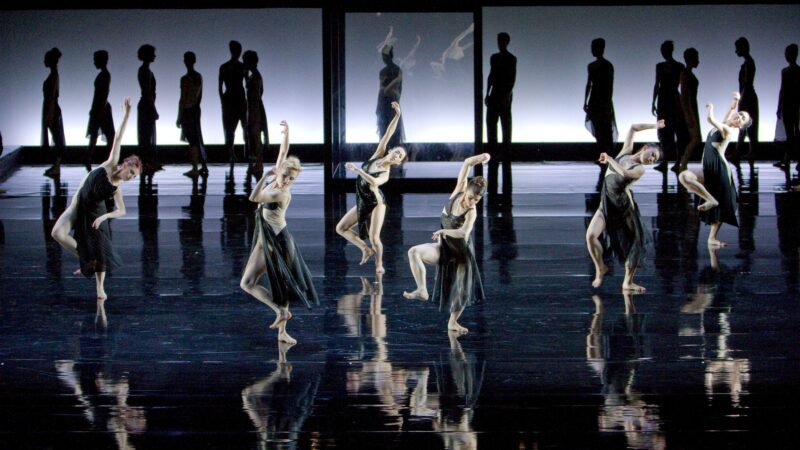 Keep the Flame, Don't Pray to the Ashes &#8211; The Choreographer Martin Schläpfer