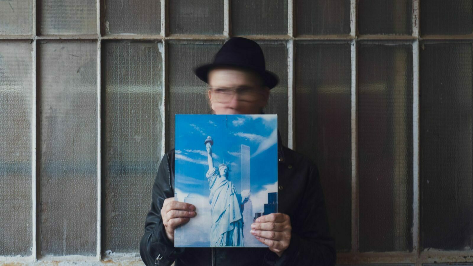 When contemporary art goes off the rails | New collection on ARTS.FILM