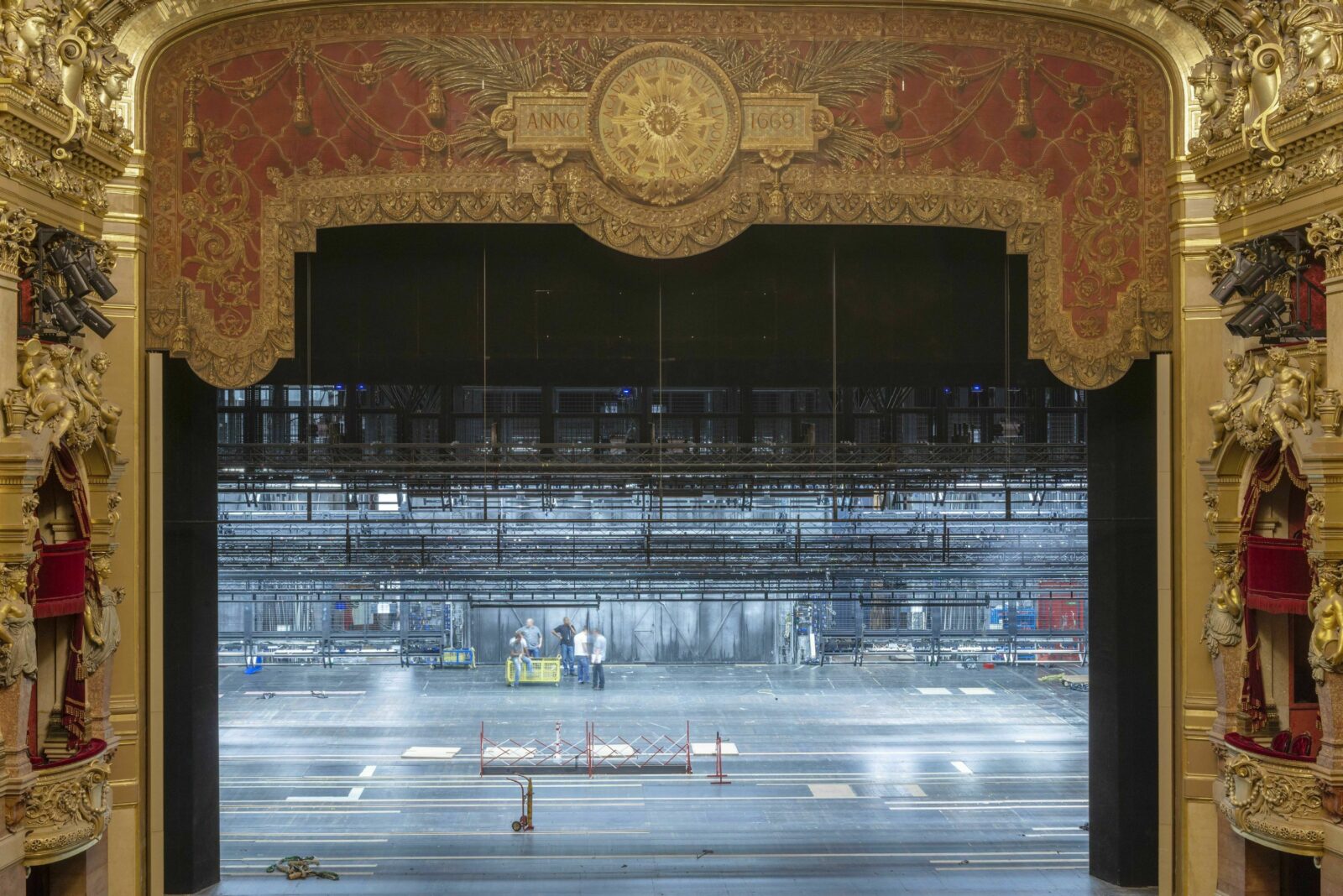 Une journée (extra) ordinaire, 24h à l'Opéra Garnier