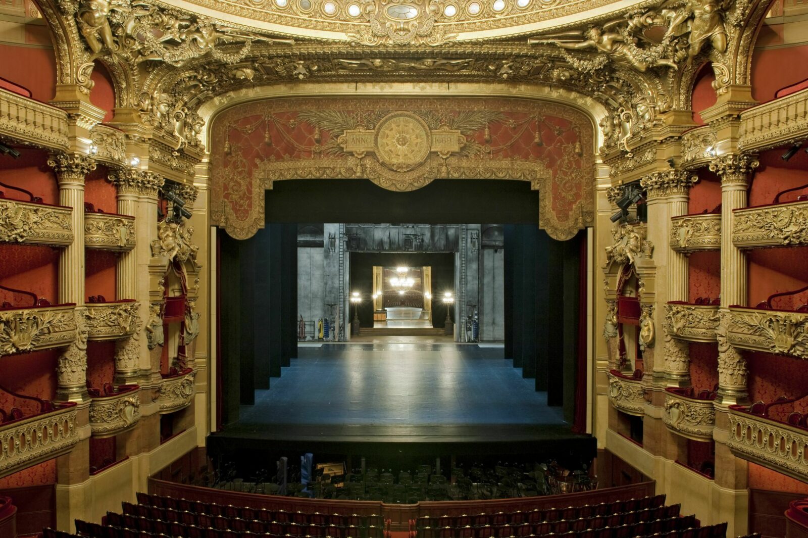 Une journée (extra) ordinaire, 24h à l'Opéra Garnier
